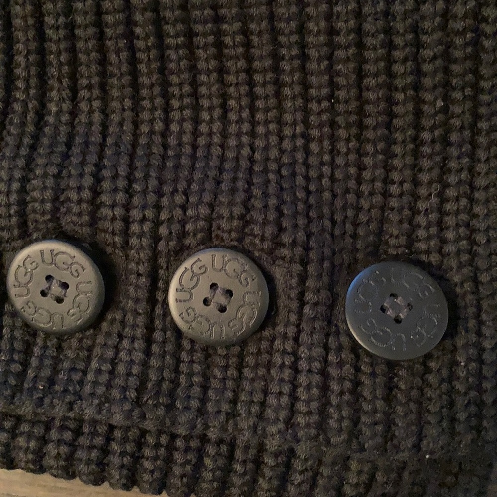 UGG Black Classic Cardy Boot - Fantastic condition - Picture 10 of 12